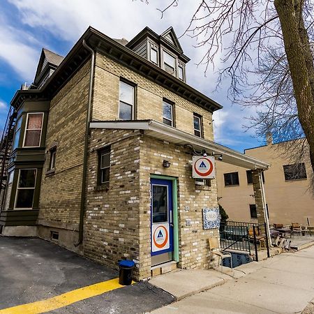 Hi - Madison Hostel エクステリア 写真