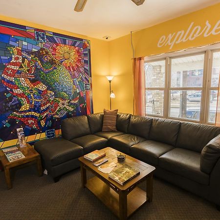 Hi - Madison Hostel エクステリア 写真