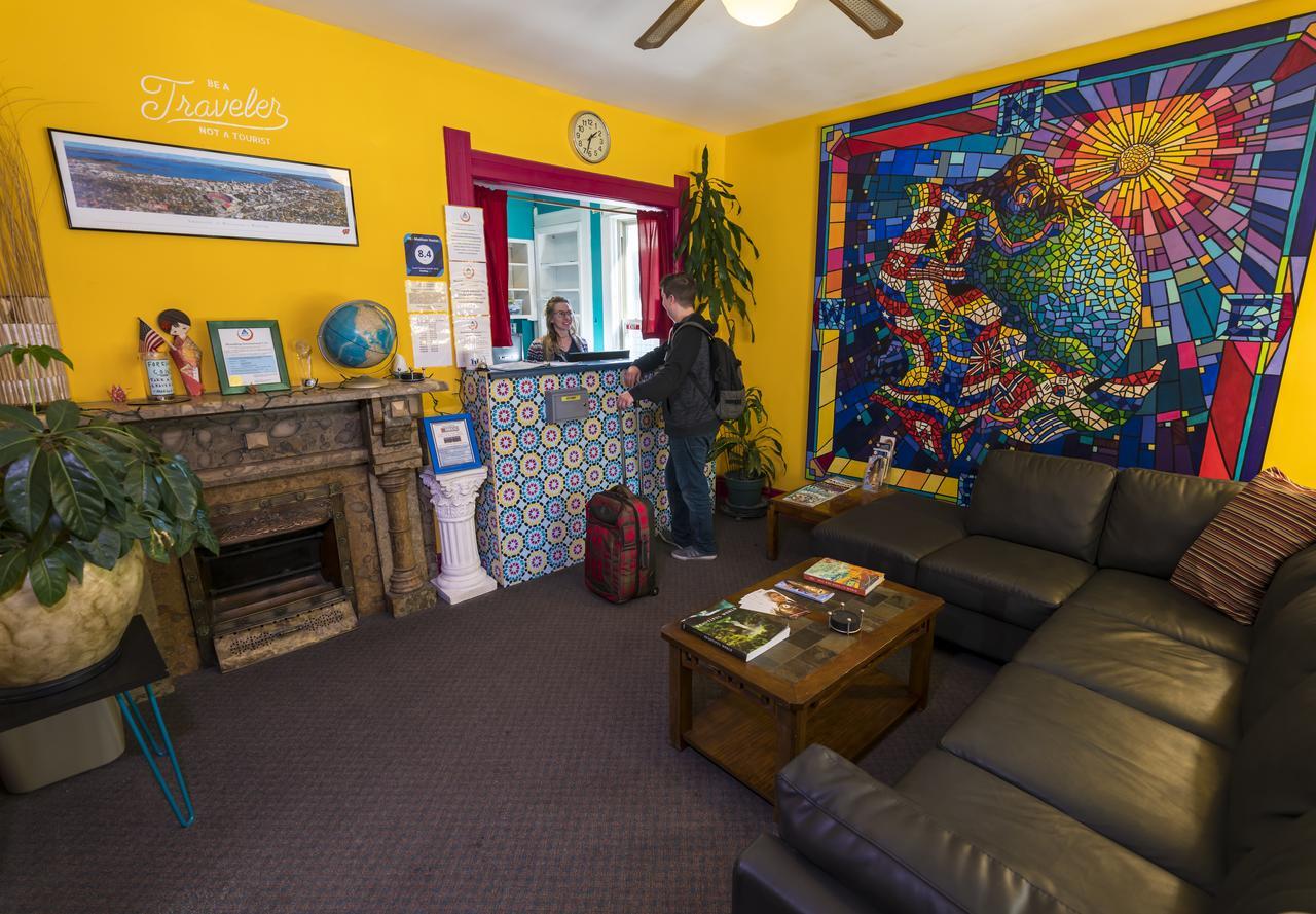 Hi - Madison Hostel エクステリア 写真