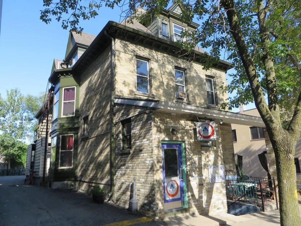 Hi - Madison Hostel エクステリア 写真