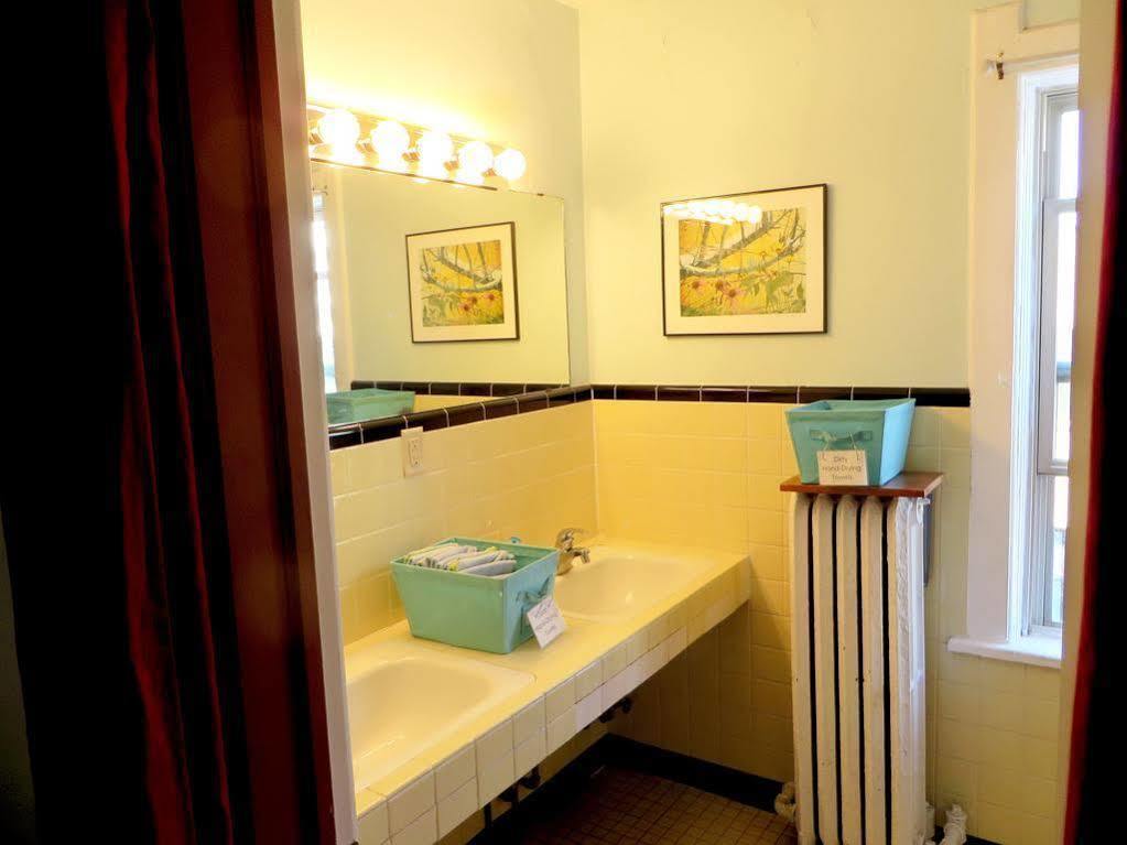 Hi - Madison Hostel エクステリア 写真