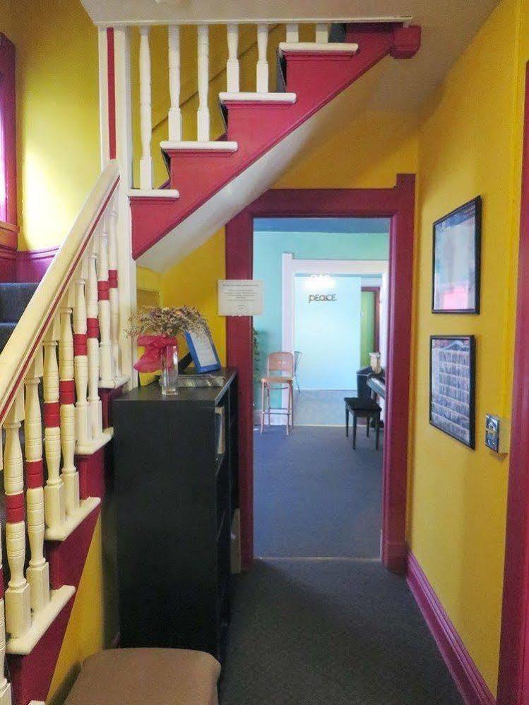 Hi - Madison Hostel エクステリア 写真